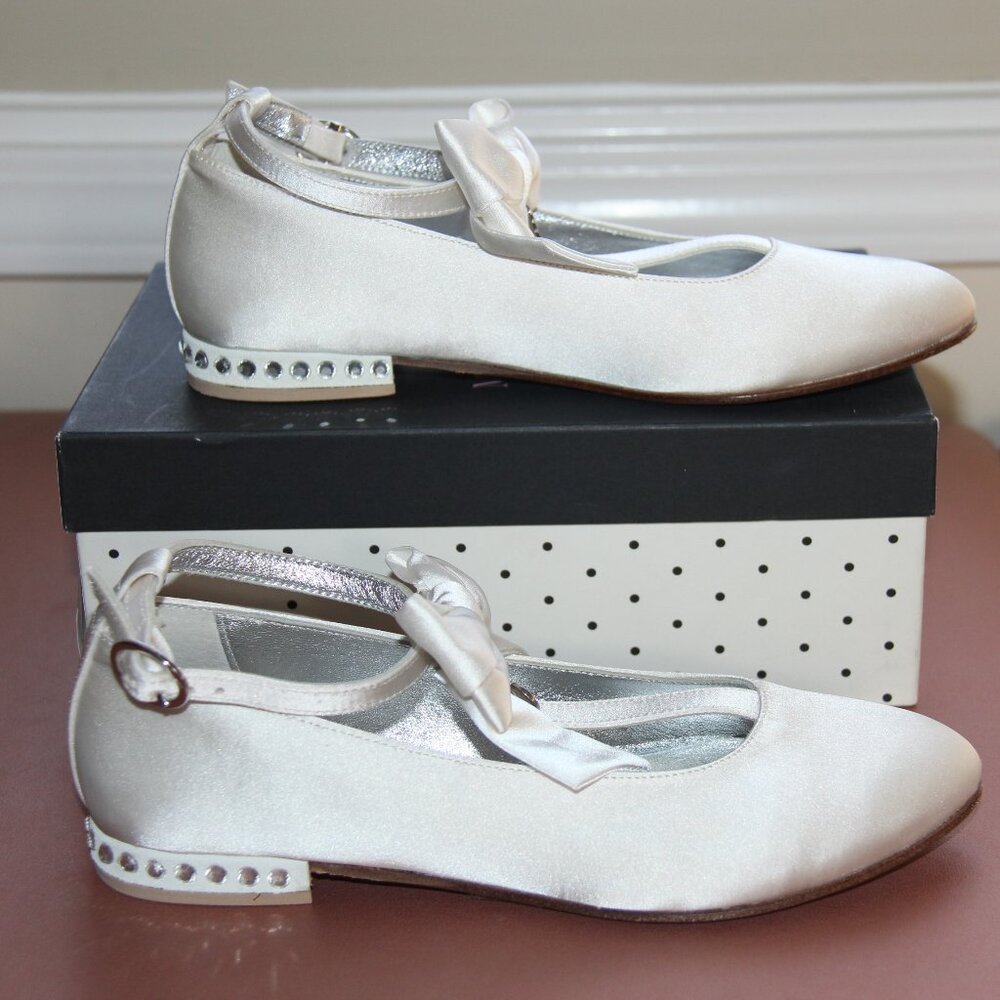 ❤️ $325 Monnalisa White T-Strap Shoe